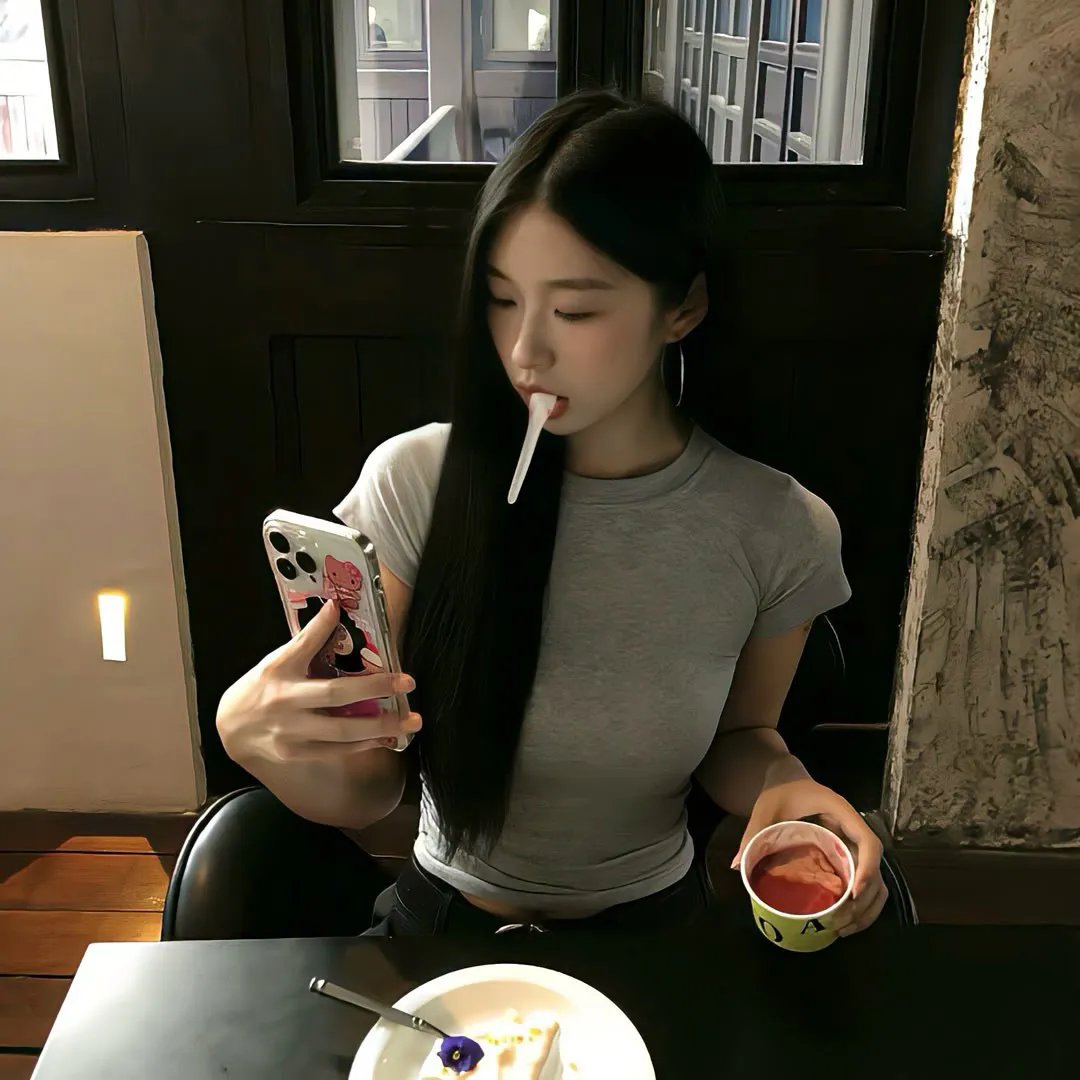 亲吻的人们